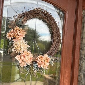 22 Inch Beautiful Summer Floral Twig Wreath with Peach and Cream Flowers- Burlap